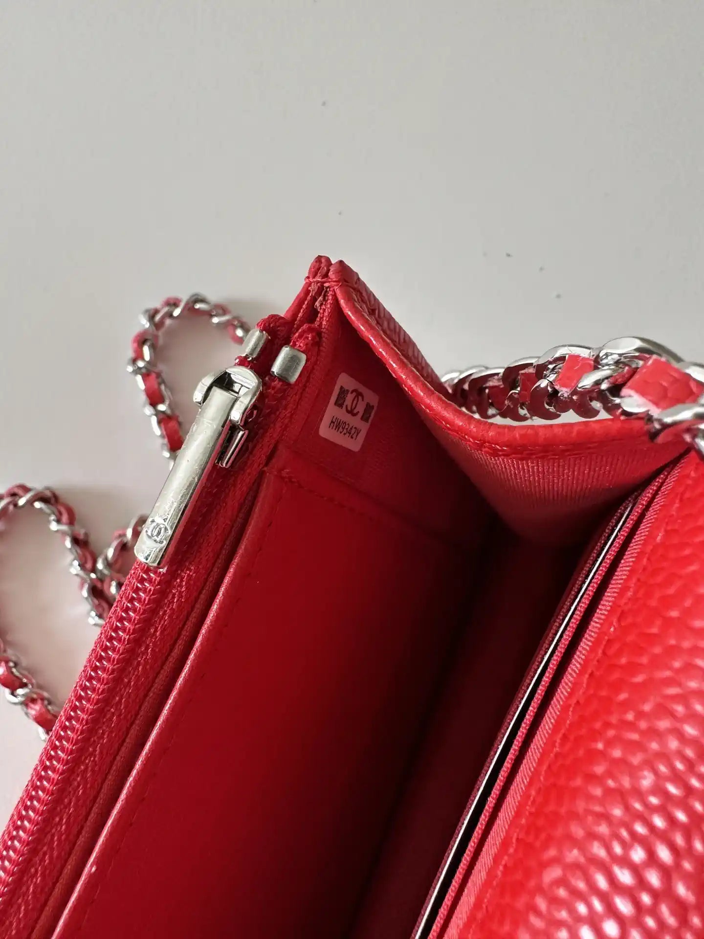 Chanel AP4241 Classic Wallet On Chain Grained Shiny Calfskin Red