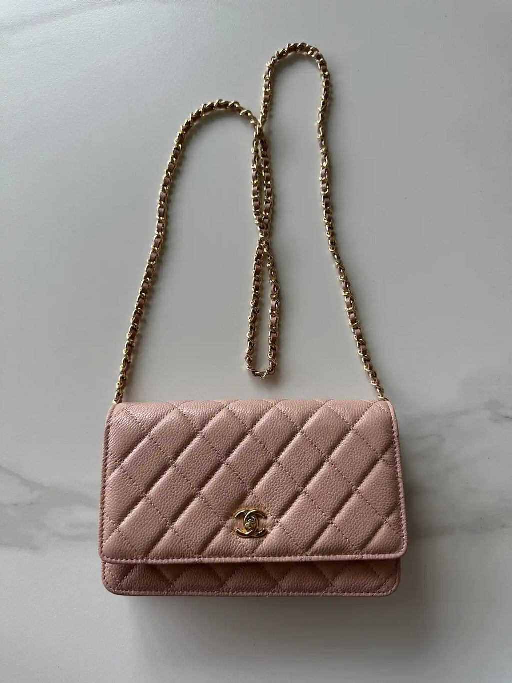 Chanel AP4241 Classic Wallet On Chain Grained Shiny Calfskin Pink
