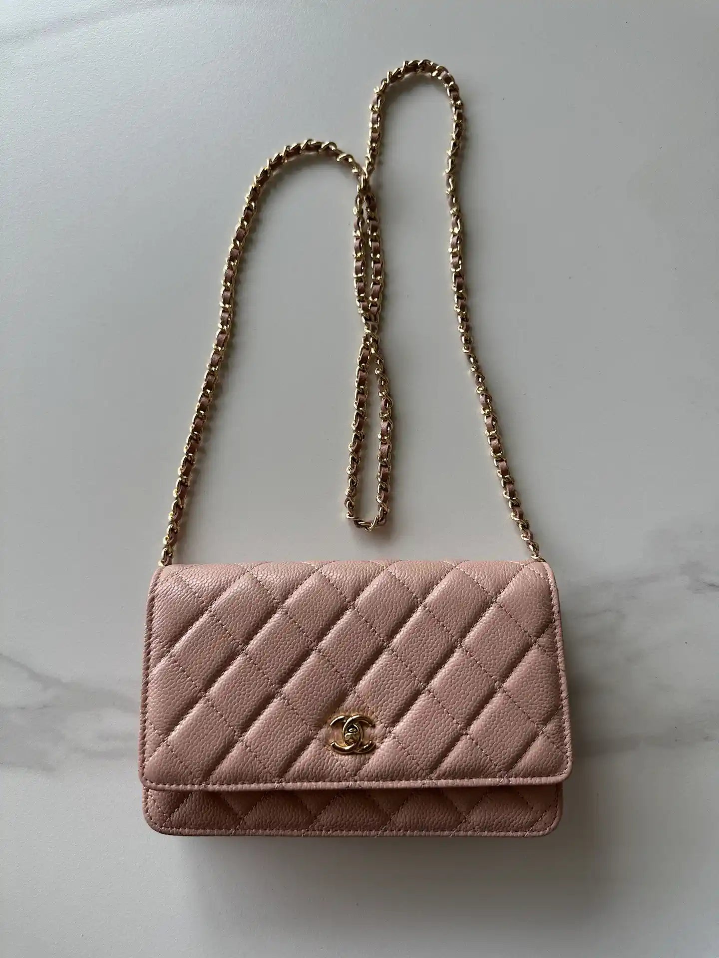Chanel AP4241 Classic Wallet On Chain Grained Shiny Calfskin Pink