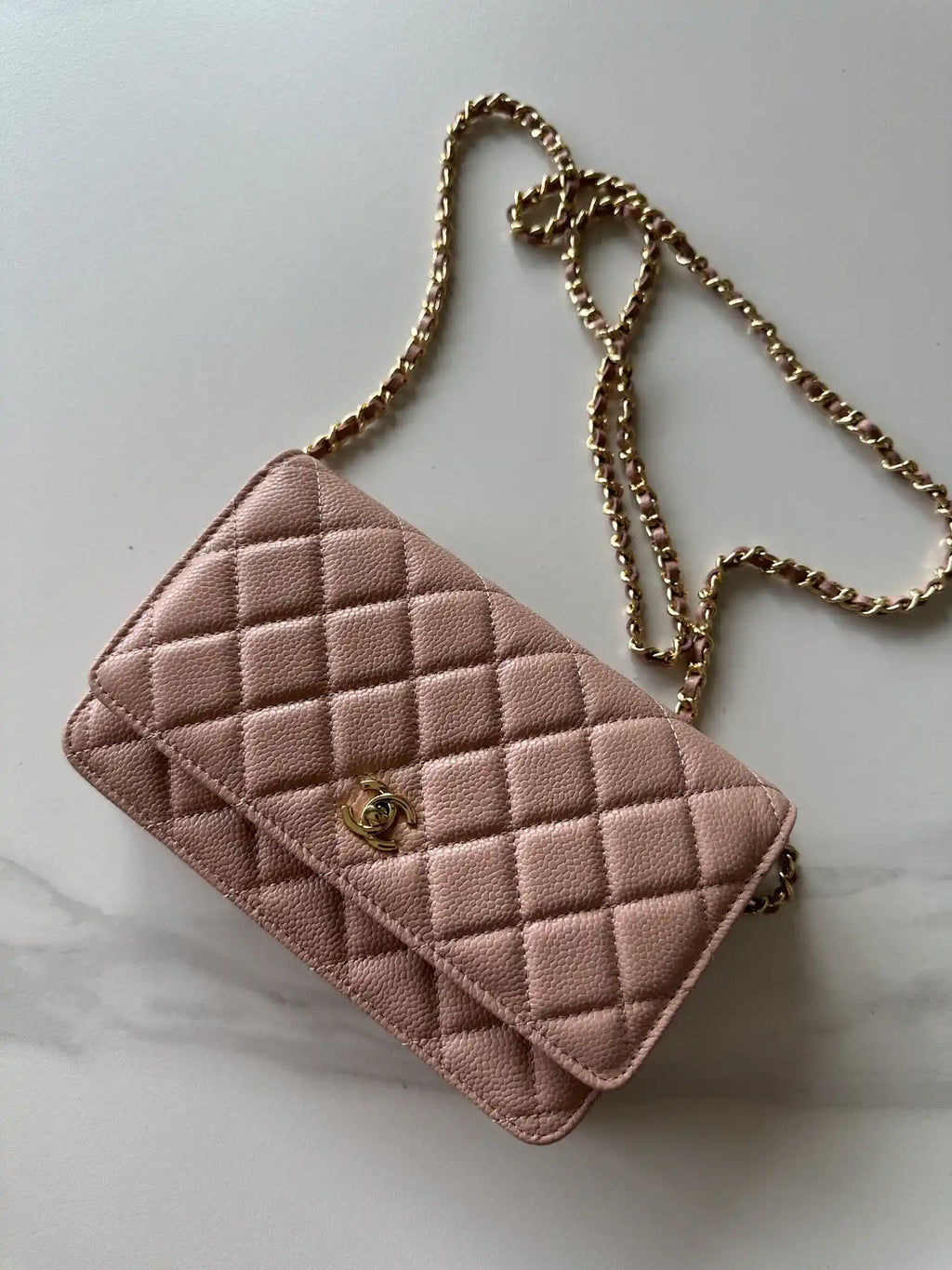 Chanel AP4241 Classic Wallet On Chain Grained Shiny Calfskin Pink