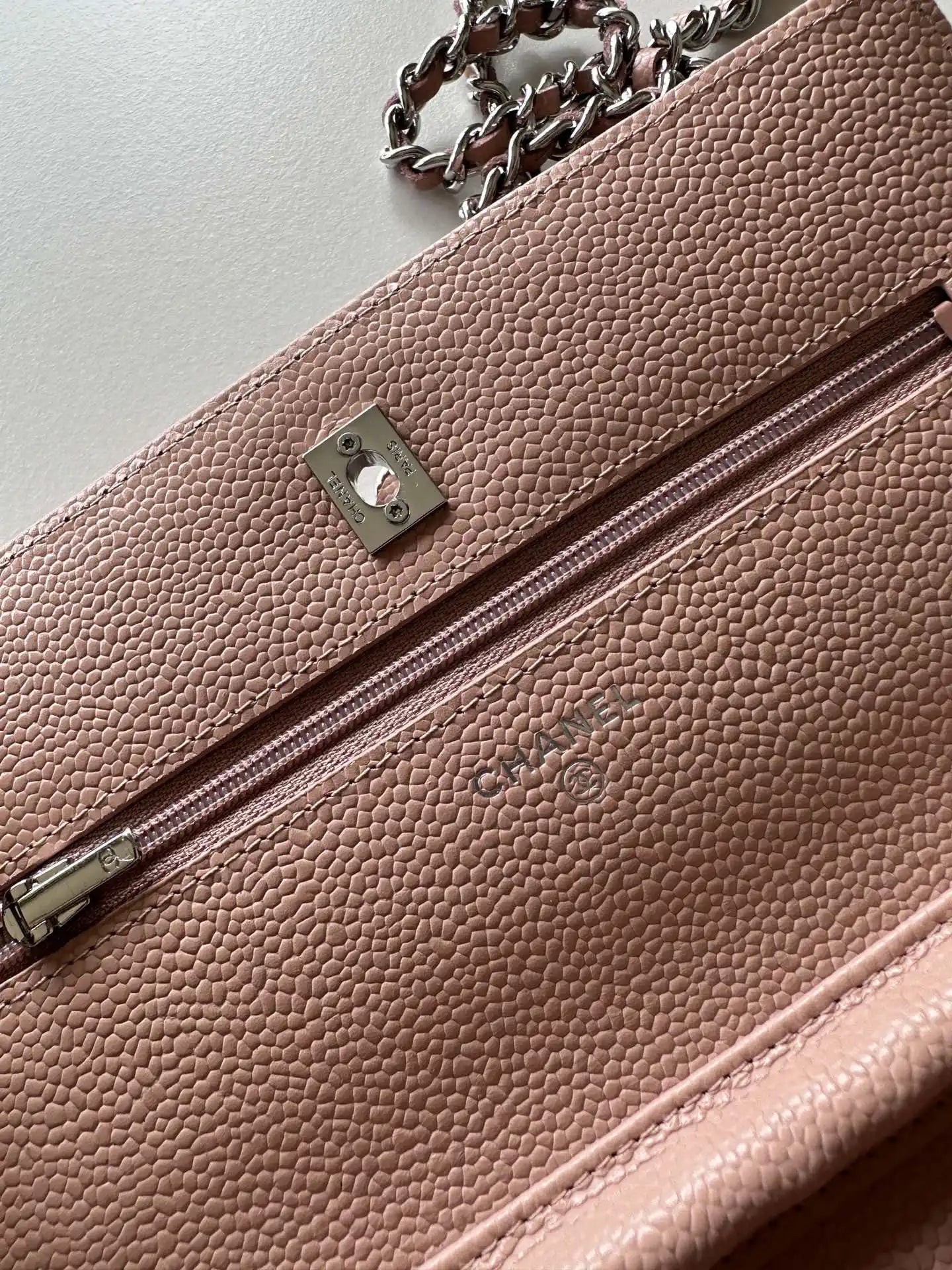 Chanel AP4241 Classic Wallet On Chain Grained Shiny Calfskin Pink
