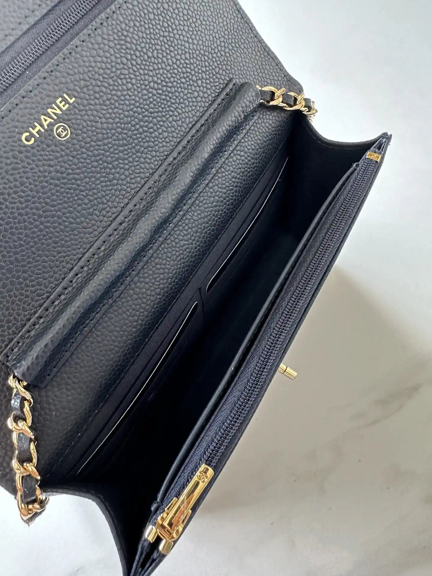 Chanel AP4241 Classic Wallet On Chain Grained Shiny Calfskin Navy Blue