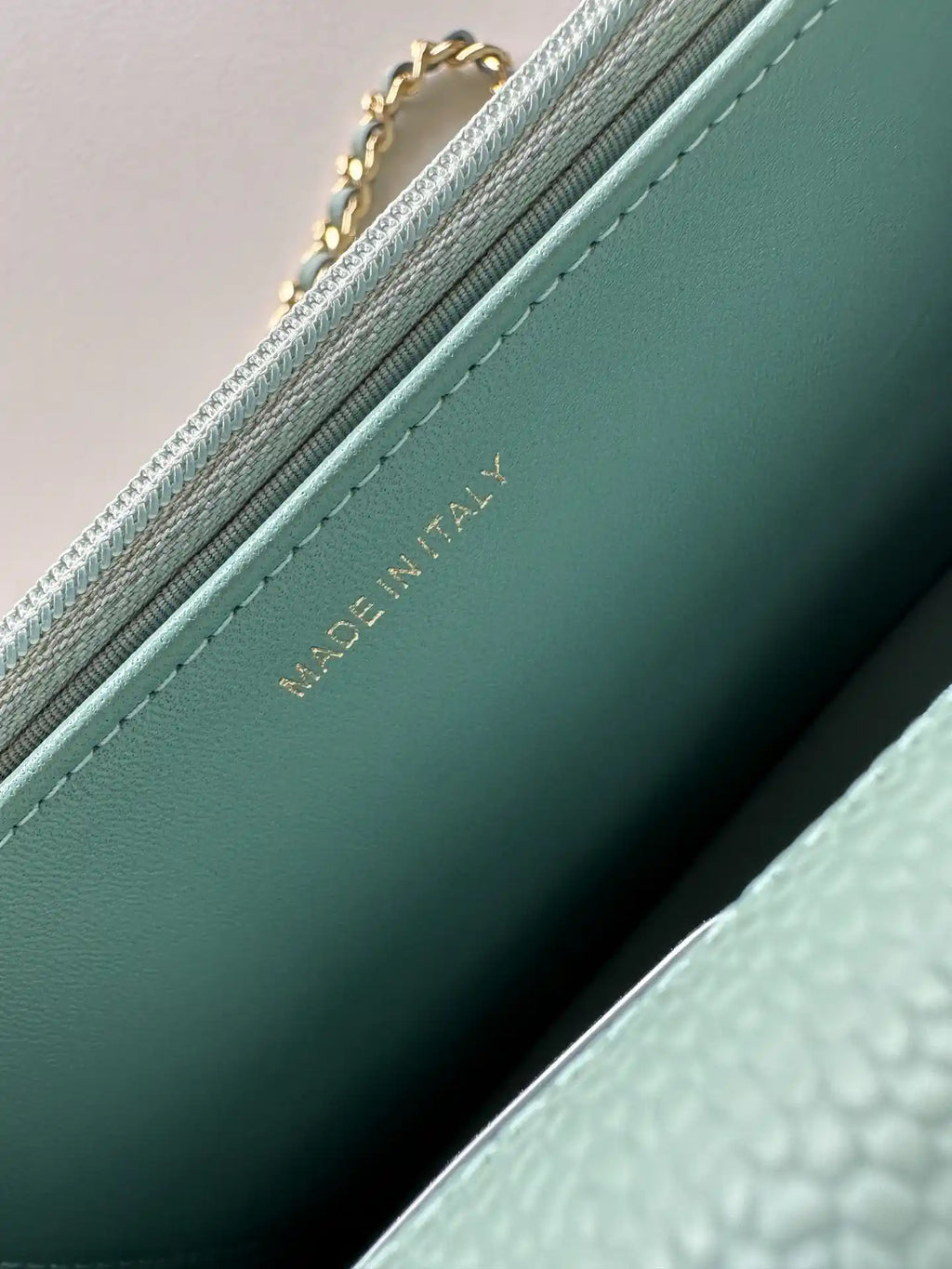 Chanel AP4241 Classic Wallet On Chain Grained Shiny Calfskin Light Blue