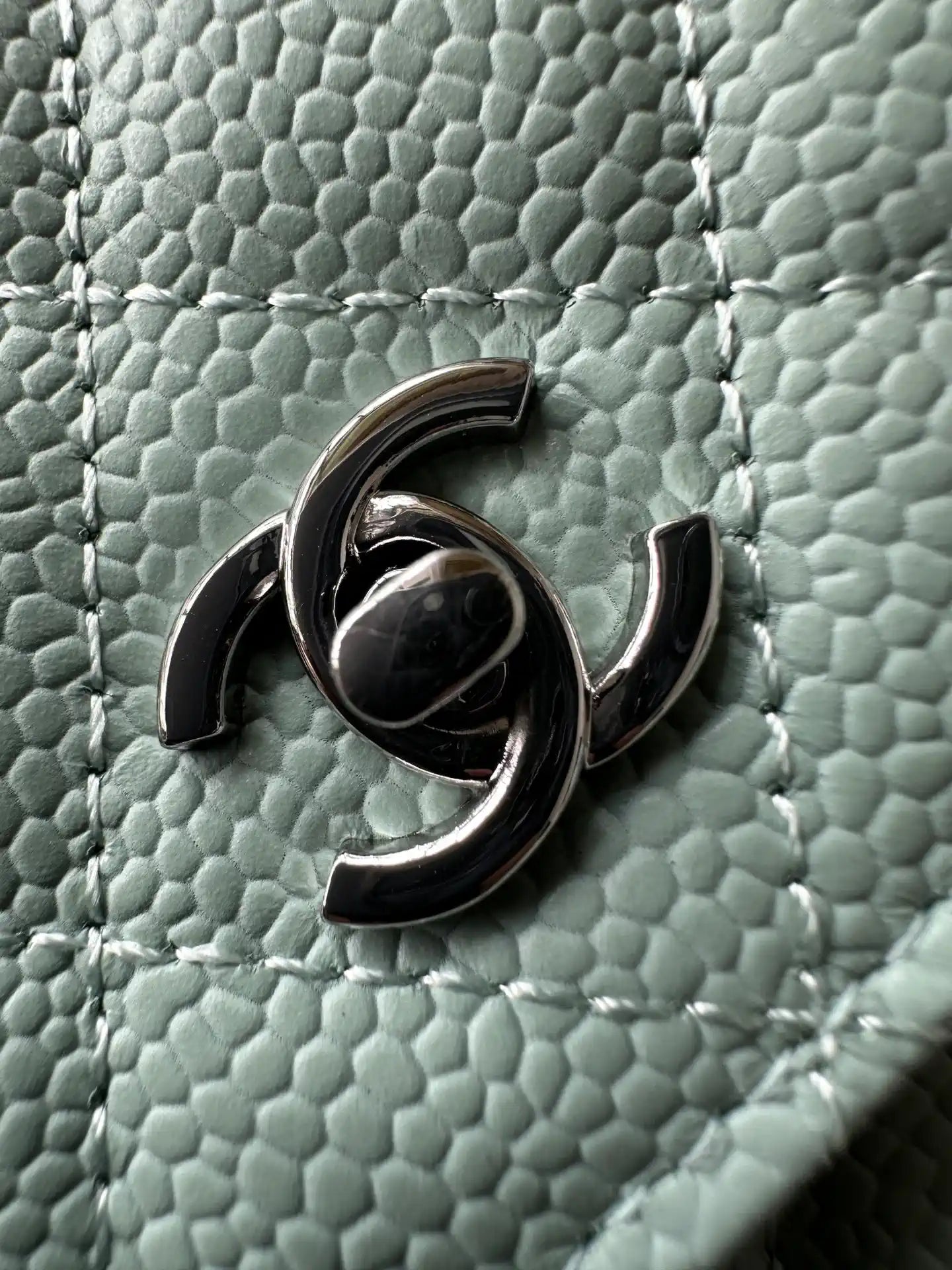 Chanel AP4241 Classic Wallet On Chain Grained Shiny Calfskin Light Blue