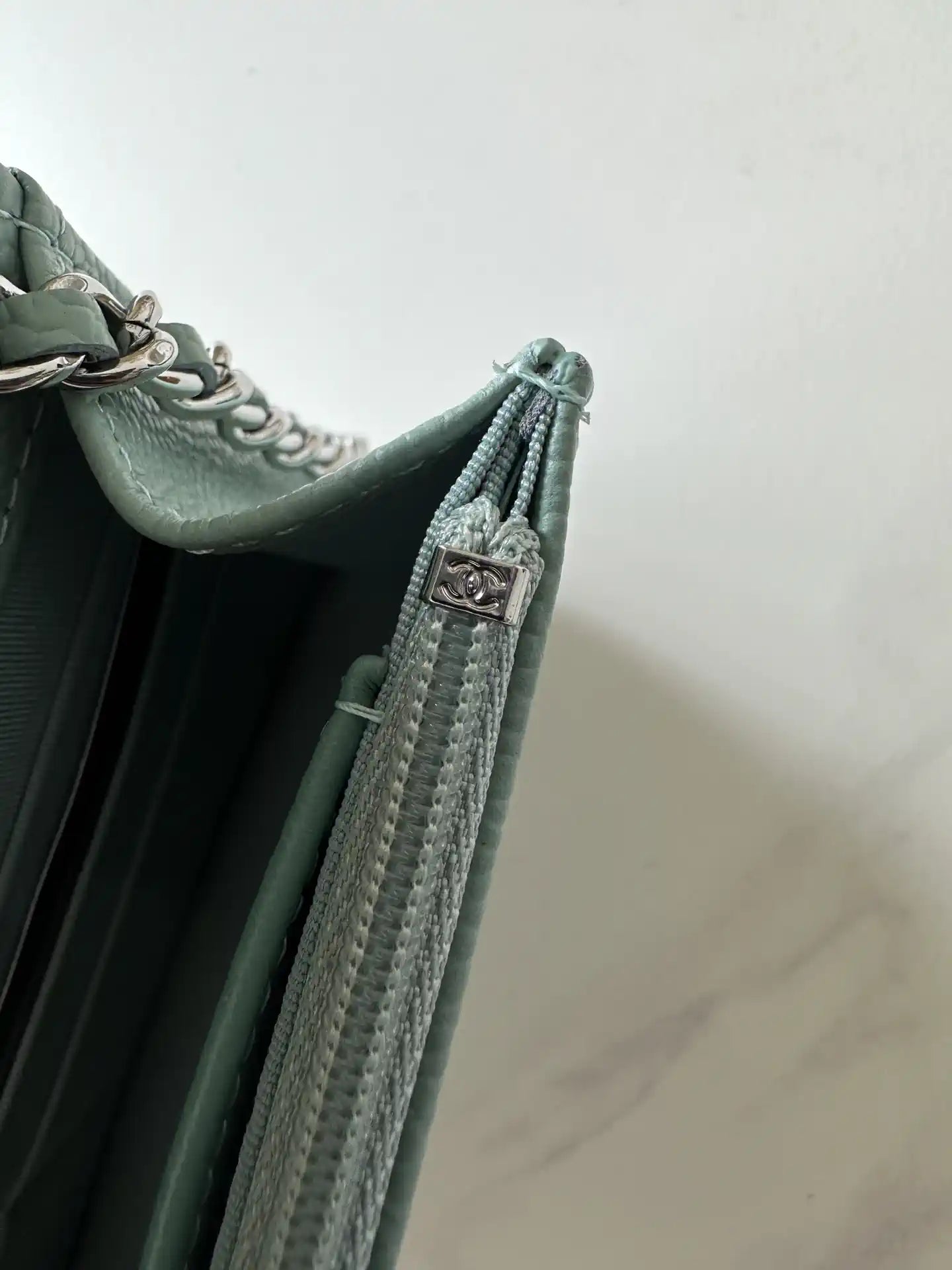 Chanel AP4241 Classic Wallet On Chain Grained Shiny Calfskin Light Blue