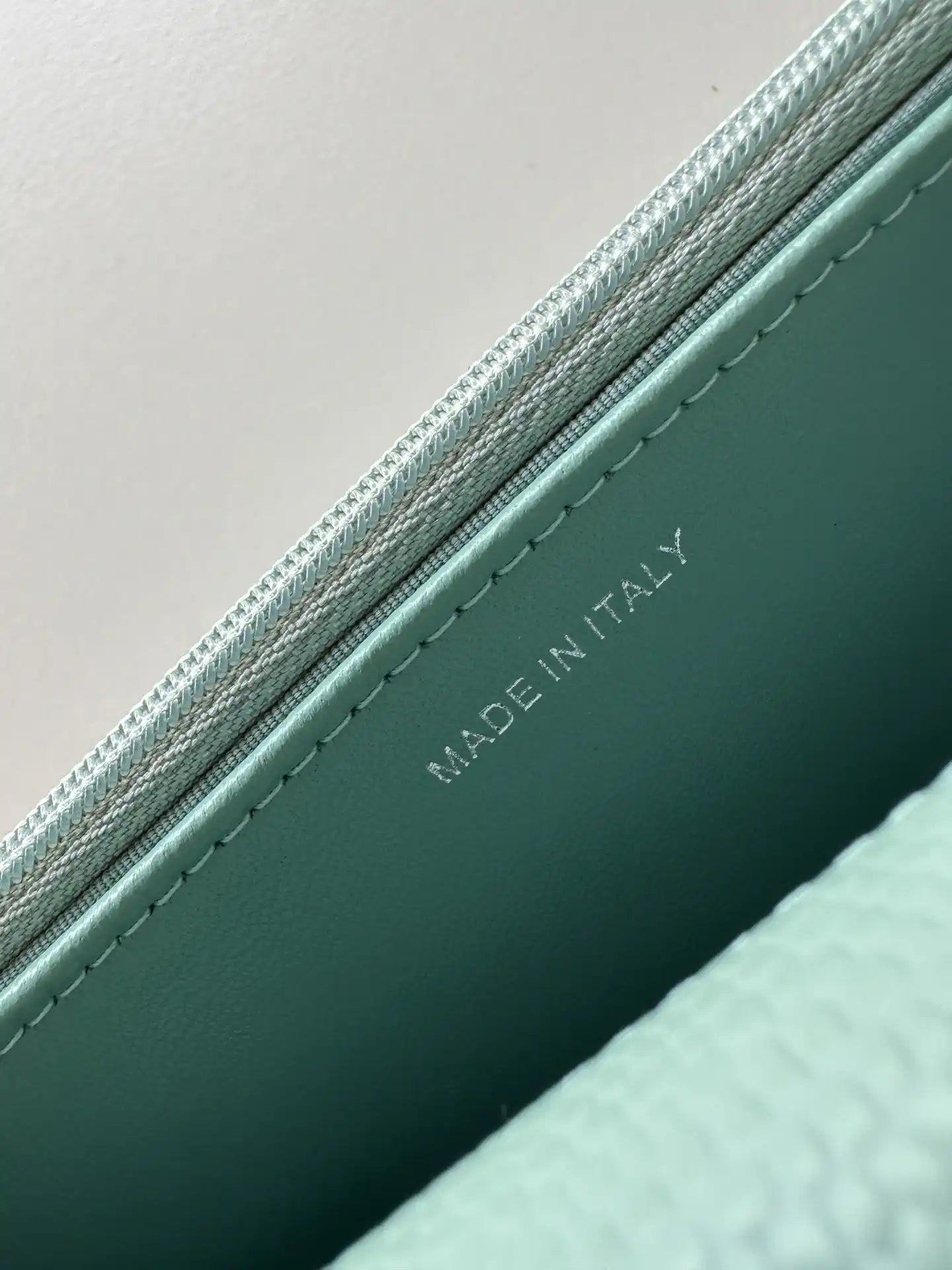 Chanel AP4241 Classic Wallet On Chain Grained Shiny Calfskin Light Blue