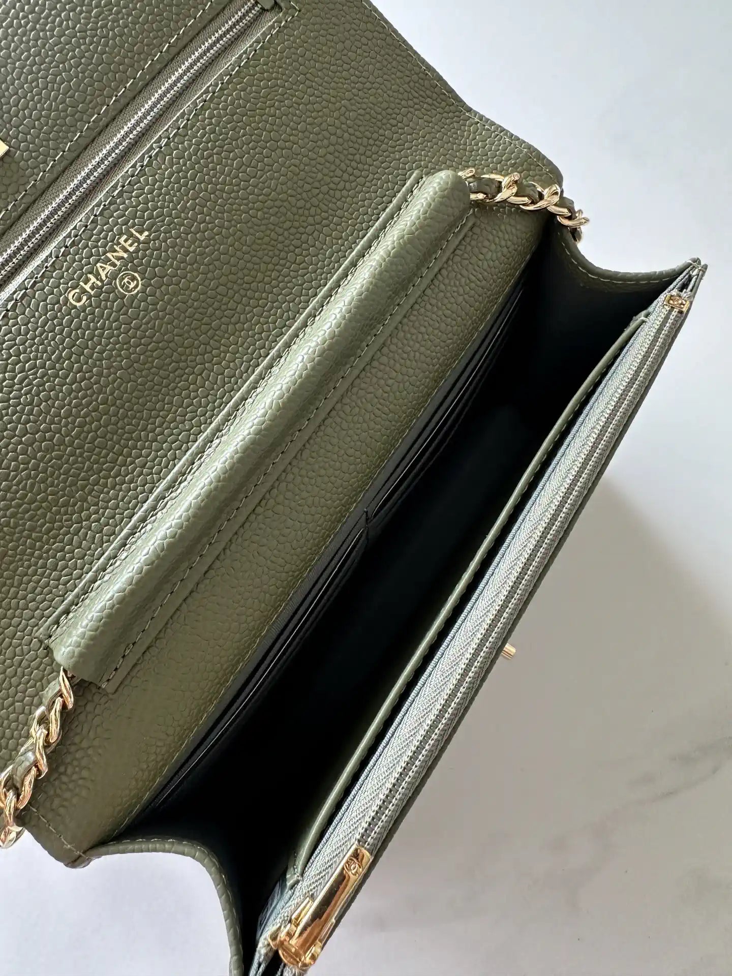 Chanel AP4241 Classic Wallet On Chain Grained Shiny Calfskin bronze green