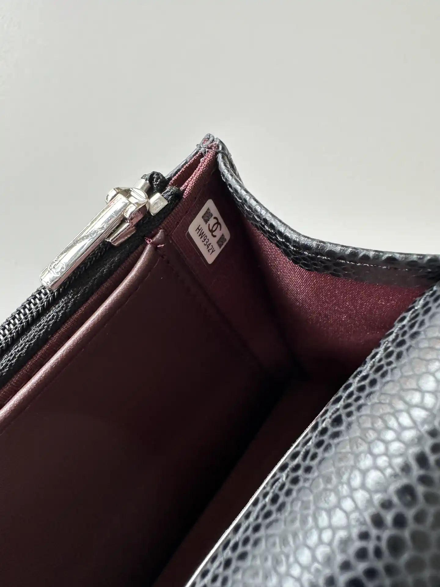 Chanel AP4241 Classic Wallet On Chain Grained Shiny Calfskin Black