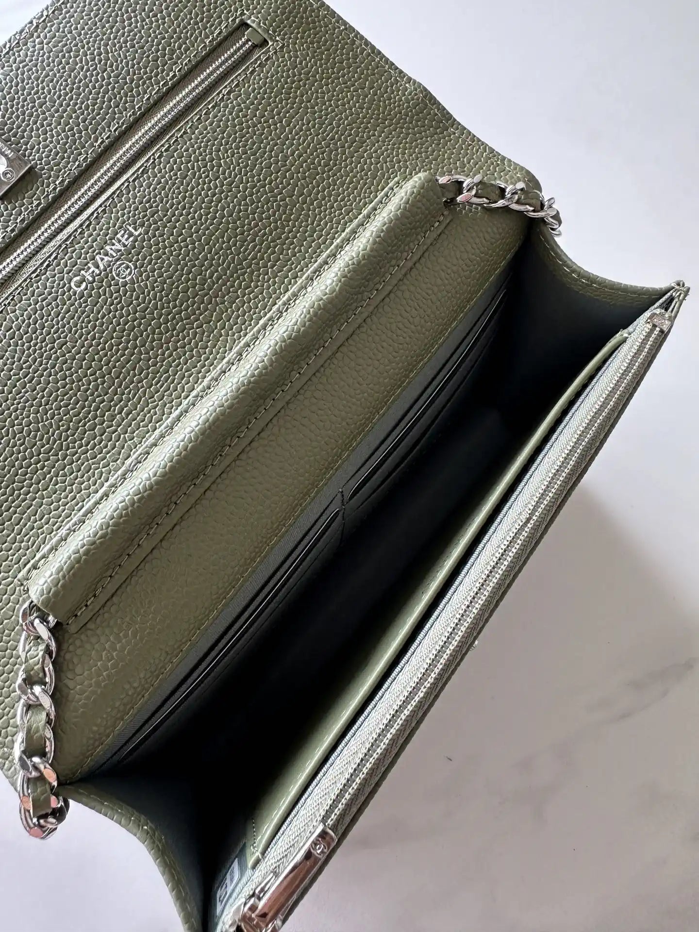 Chanel AP4241 Classic Wallet On Chain Grained Shiny Calfskin bronze green