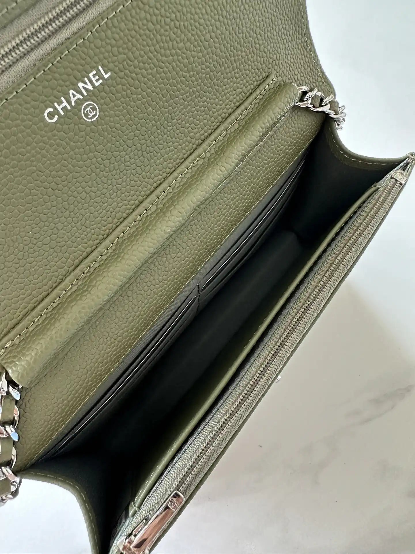 Chanel AP4241 Classic Wallet On Chain Grained Shiny Calfskin bronze green