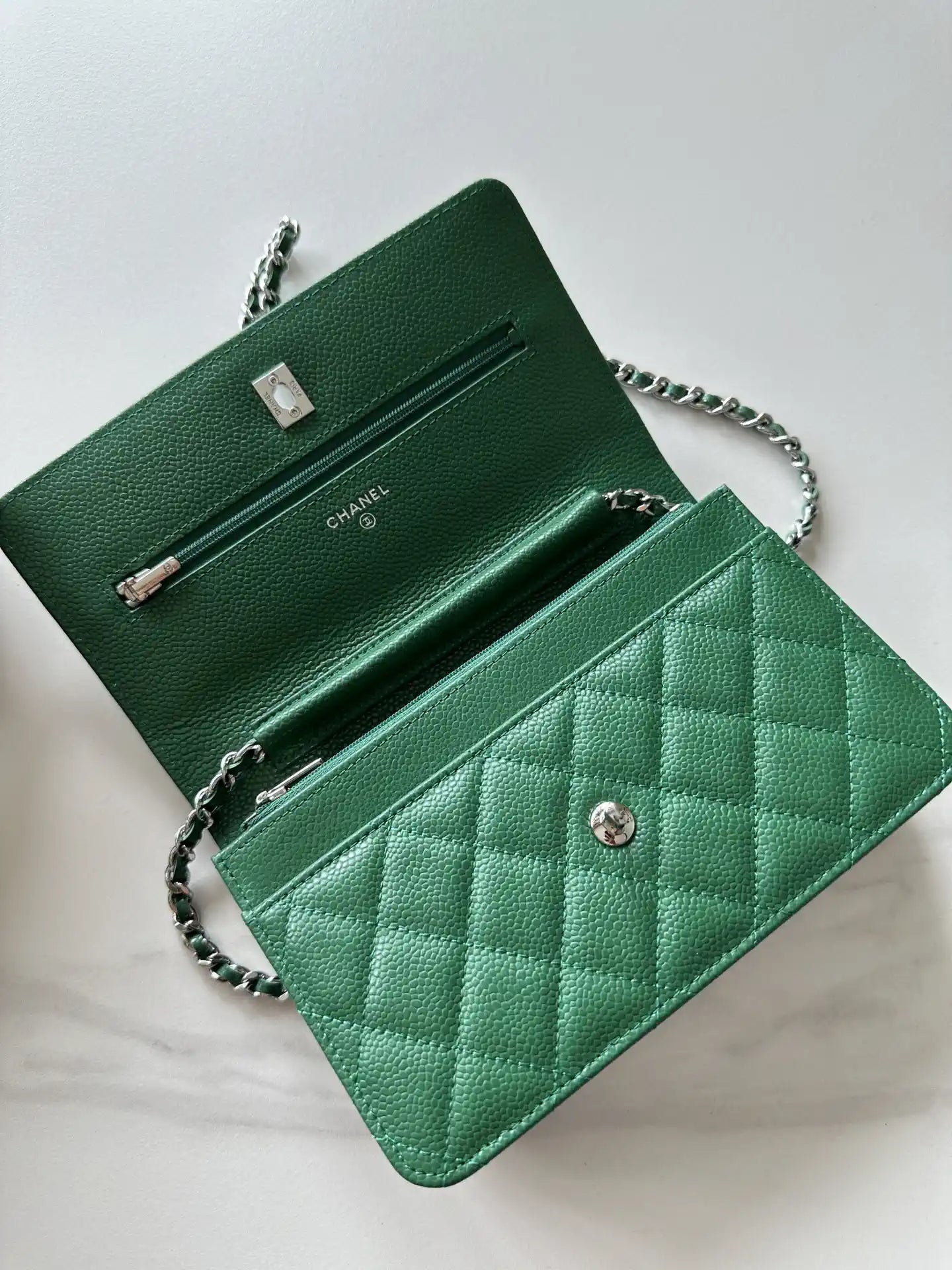 Chanel AP4241 Classic Wallet On Chain Grained Shiny Calfskin Deep Green