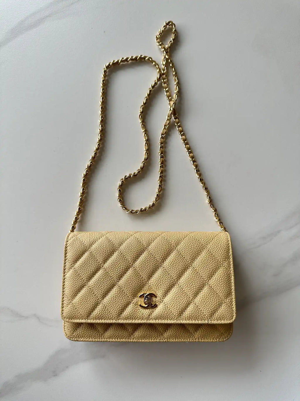Chanel AP4241 Classic Wallet On Chain Grained Shiny Calfskin Apricot