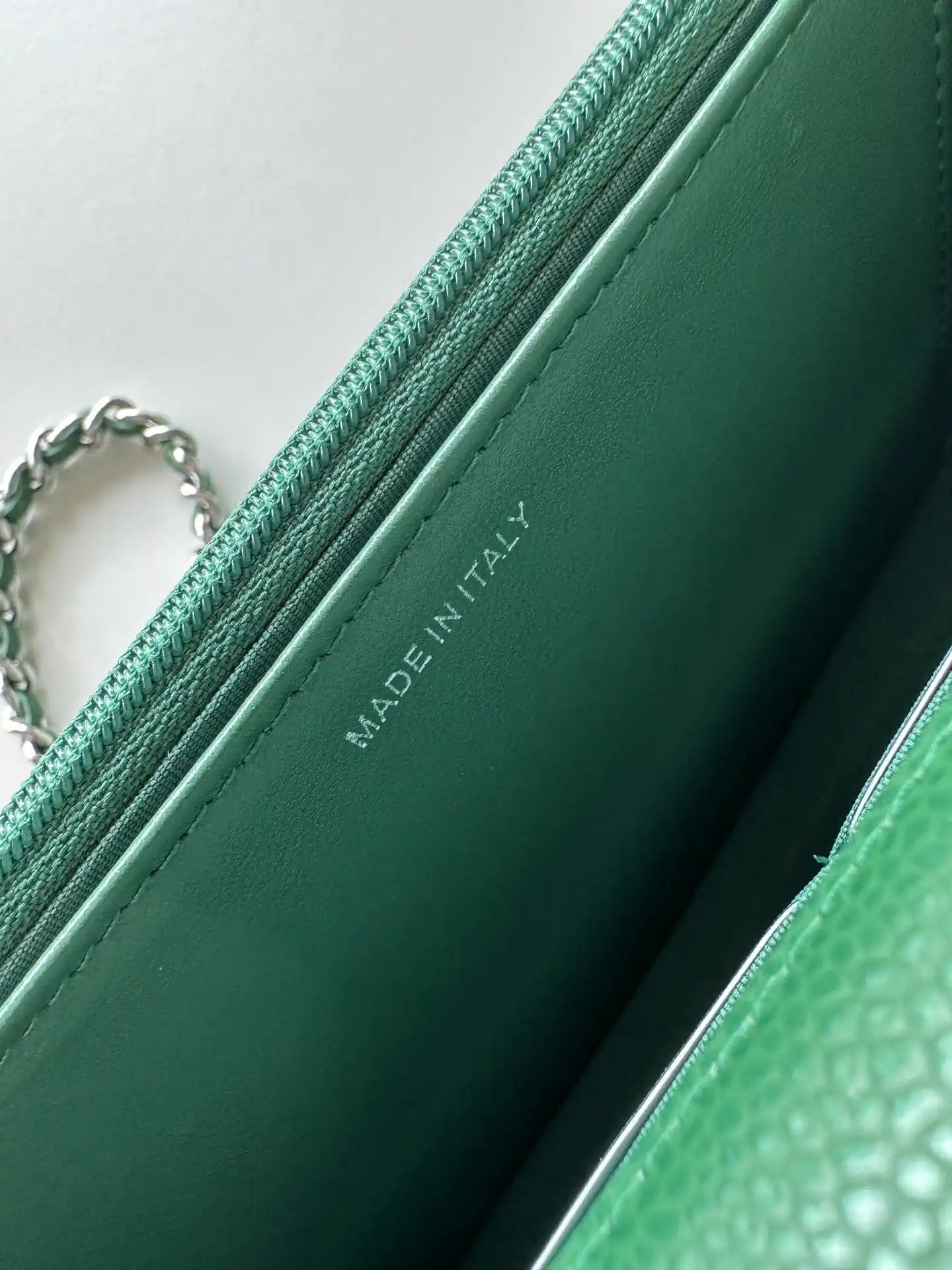 Chanel AP4241 Classic Wallet On Chain Grained Shiny Calfskin Deep Green
