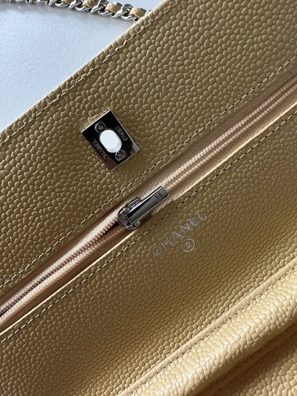 Chanel AP4241 Classic Wallet On Chain Grained Shiny Calfskin Apricot