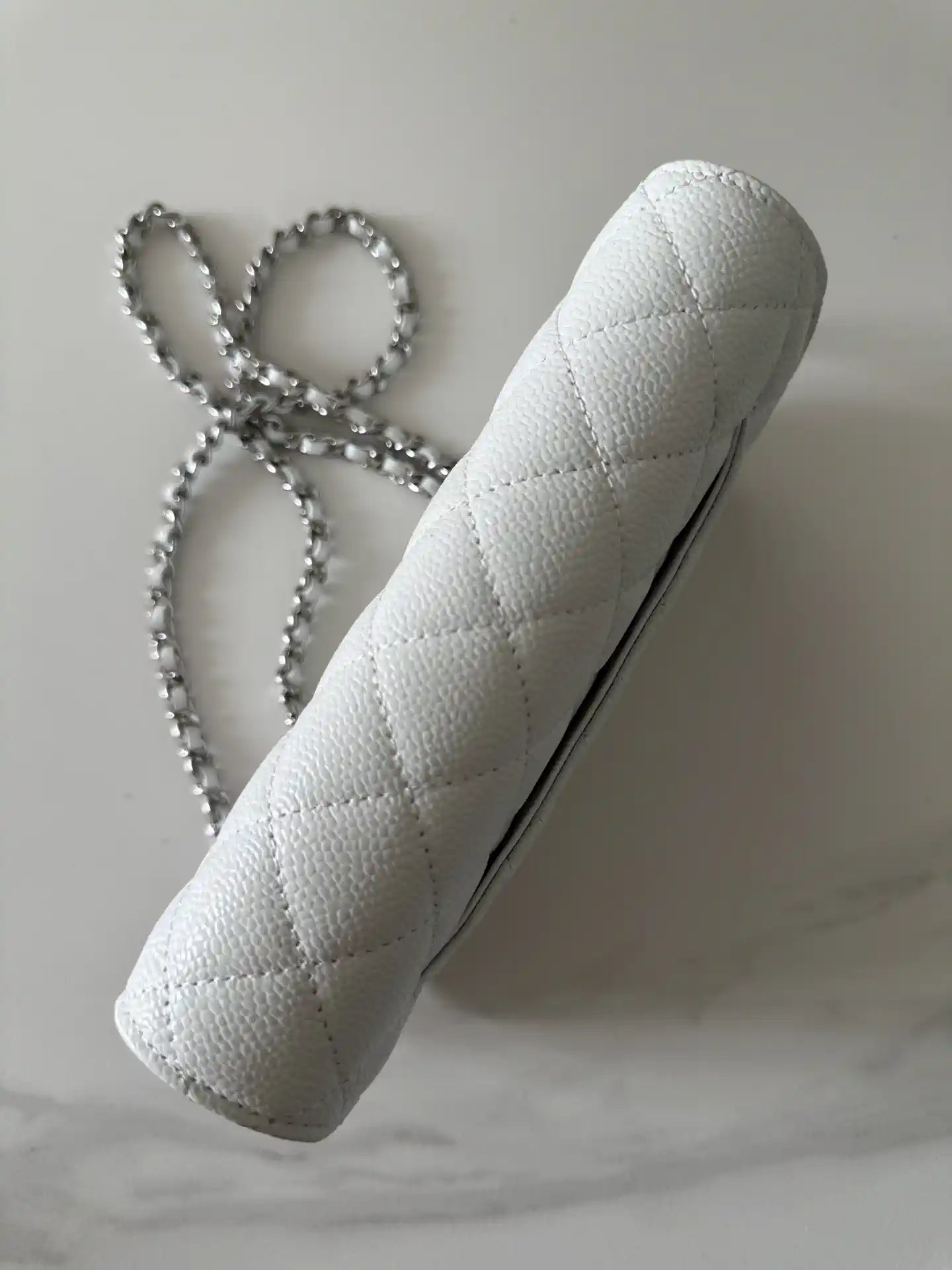 Chanel AP4241 Classic Wallet On Chain Grained Shiny Calfskin White