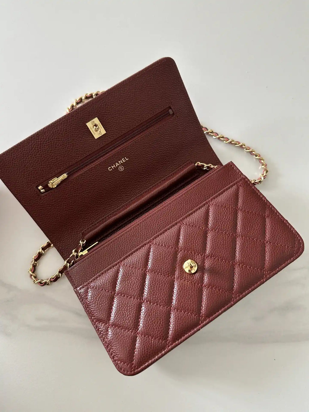 Chanel AP4241 Classic Wallet On Chain Grained Shiny Calfskin Wine Red