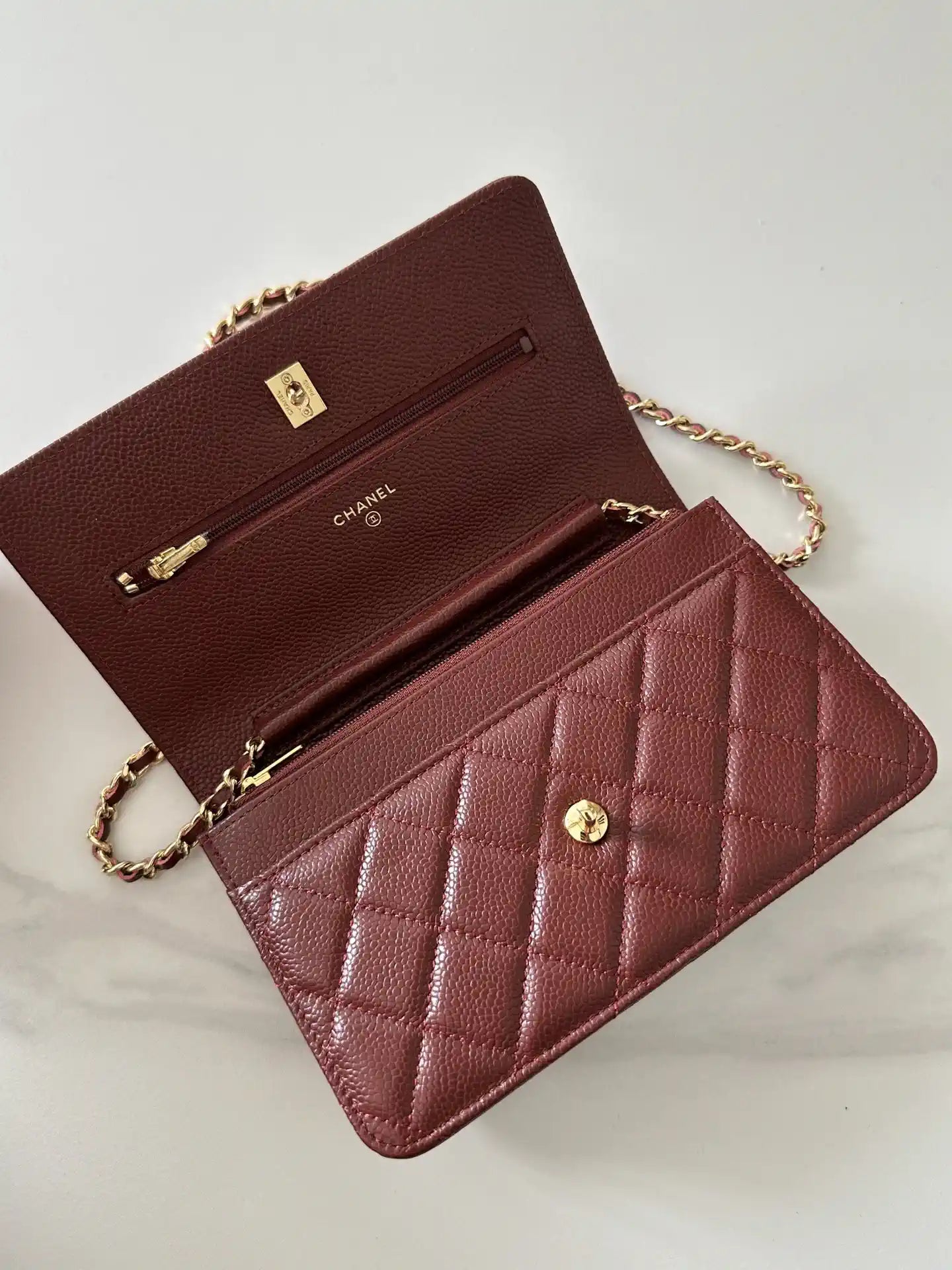 Chanel AP4241 Classic Wallet On Chain Grained Shiny Calfskin Wine Red