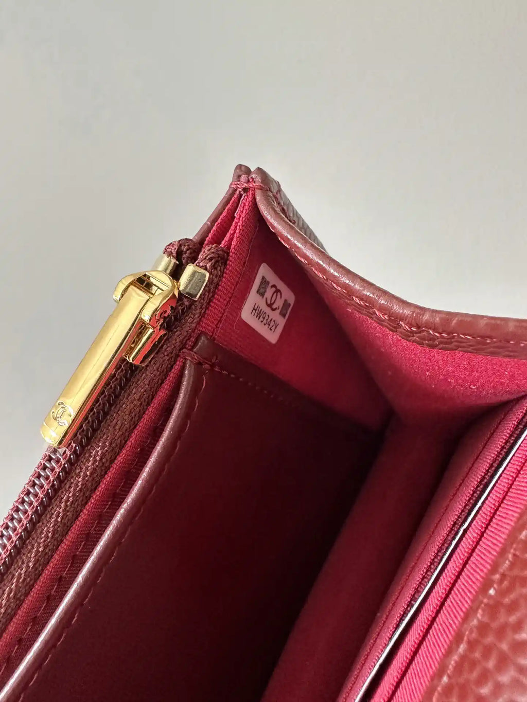Chanel AP4241 Classic Wallet On Chain Grained Shiny Calfskin Wine Red