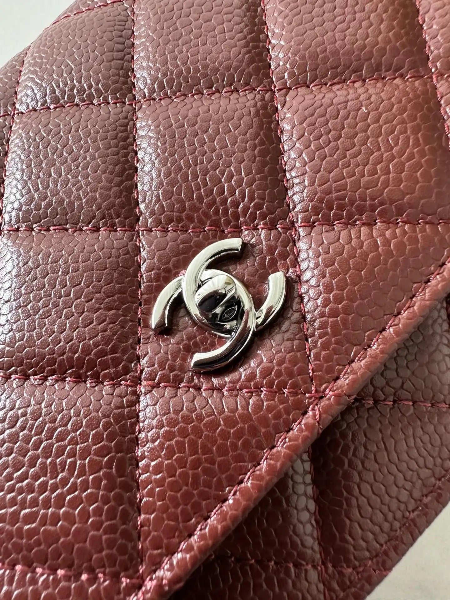 Chanel AP4241 Classic Wallet On Chain Grained Shiny Calfskin Wine Red