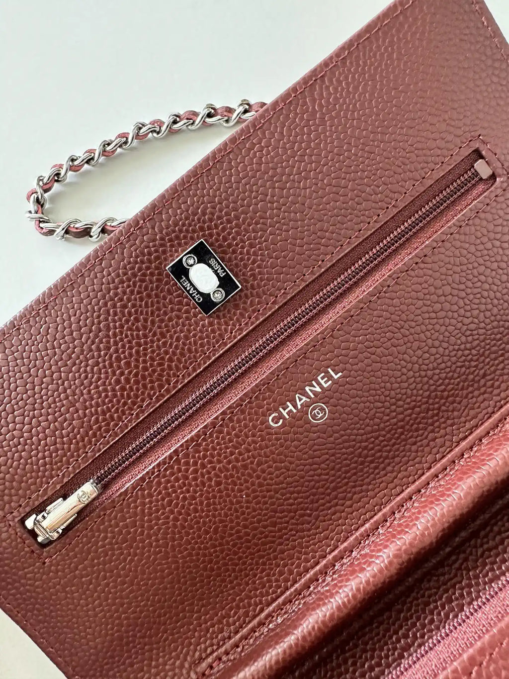 Chanel AP4241 Classic Wallet On Chain Grained Shiny Calfskin Wine Red