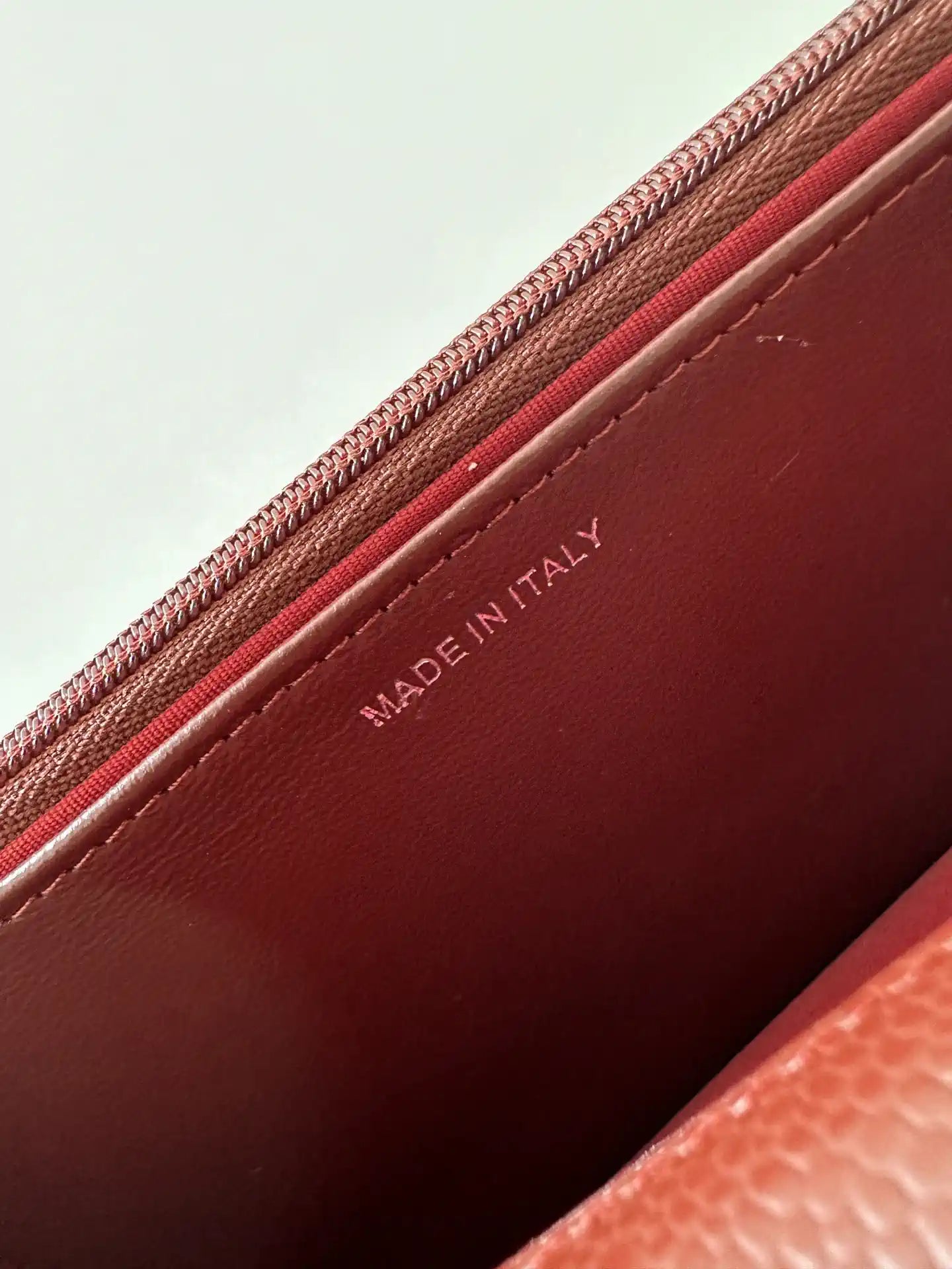 Chanel AP4241 Classic Wallet On Chain Grained Shiny Calfskin Wine Red