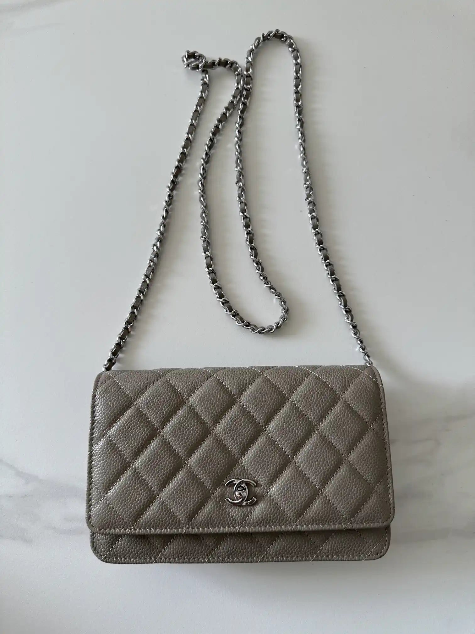Chanel AP4241 Classic Wallet On Chain Grained Shiny Calfskin Gray