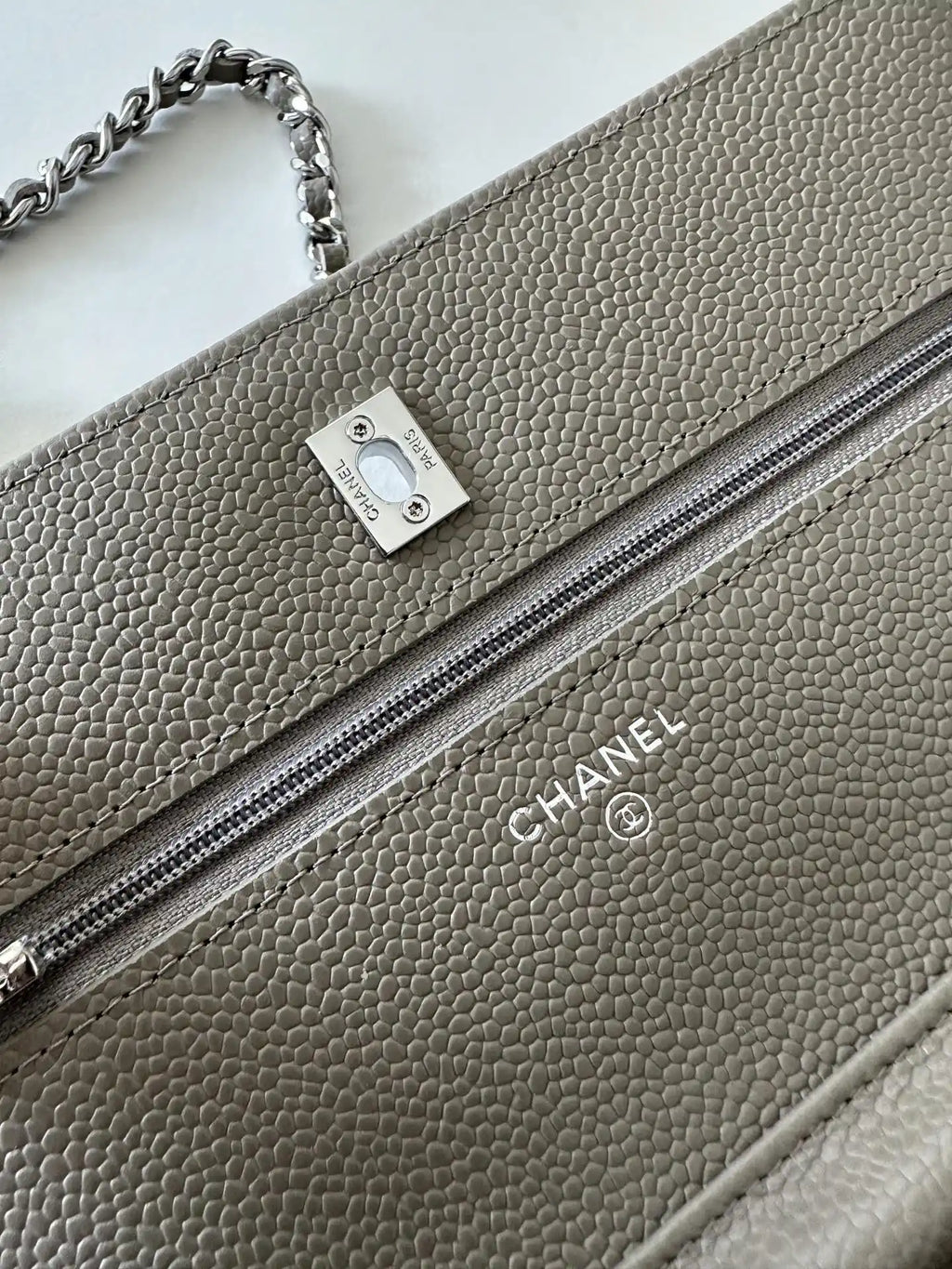 Chanel AP4241 Classic Wallet On Chain Grained Shiny Calfskin Gray