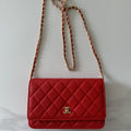 Chanel AP4241 Classic Wallet On Chain Grained Shiny Calfskin Red