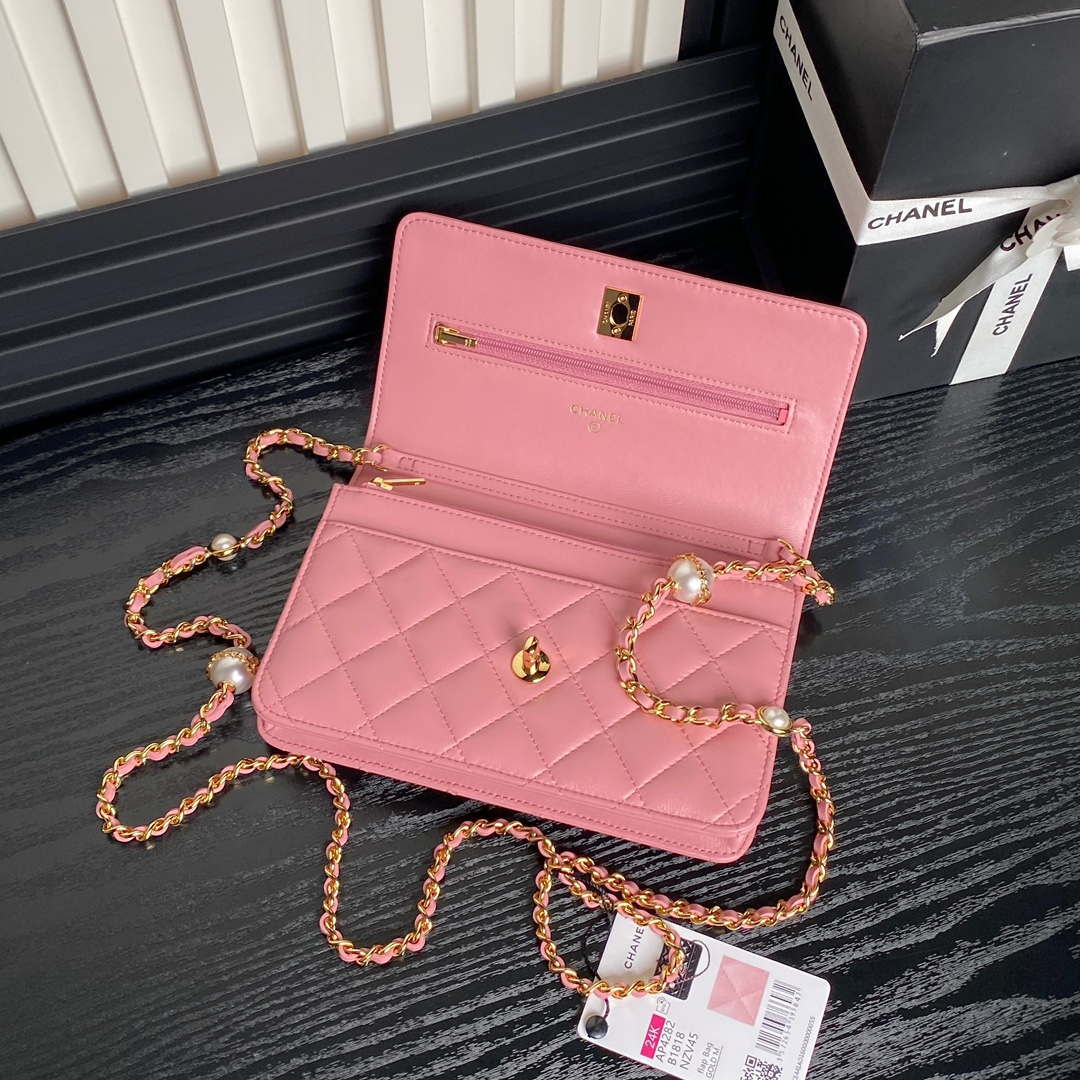 Chanel AP4282 19 Wallet On Chain Shiny Lambskin  Imitation Pearls & Gold-Tone Metal Pink - Default Title - View 5