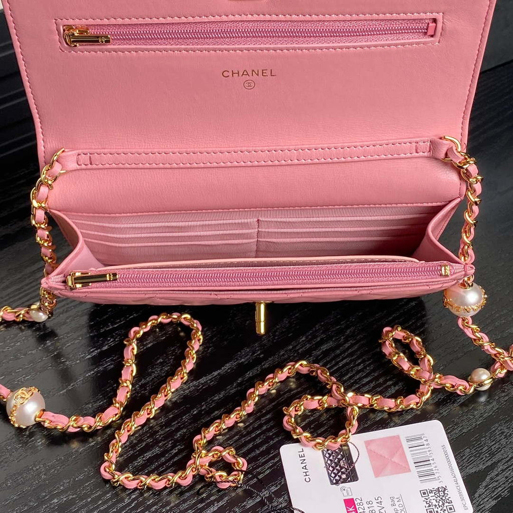 Chanel AP4282 19 Wallet On Chain Shiny Lambskin  Imitation Pearls & Gold-Tone Metal Pink