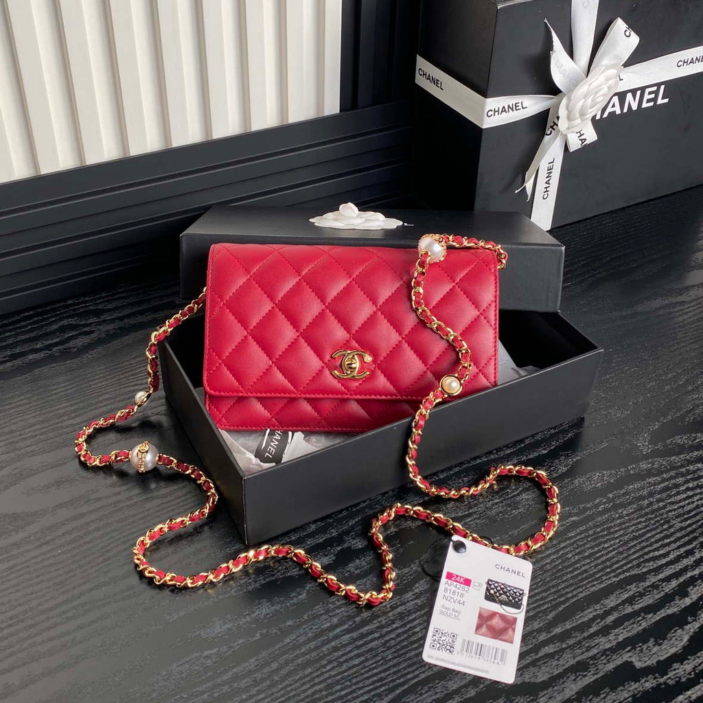 Chanel AP4282 19 Wallet On Chain Shiny Lambskin  Imitation Pearls & Gold-Tone Metal Red