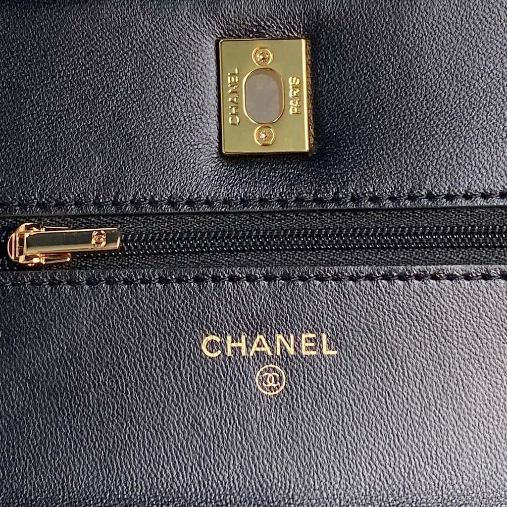 Chanel AP4282 19 Wallet On Chain Shiny Lambskin  Imitation Pearls & Gold-Tone Metal Black