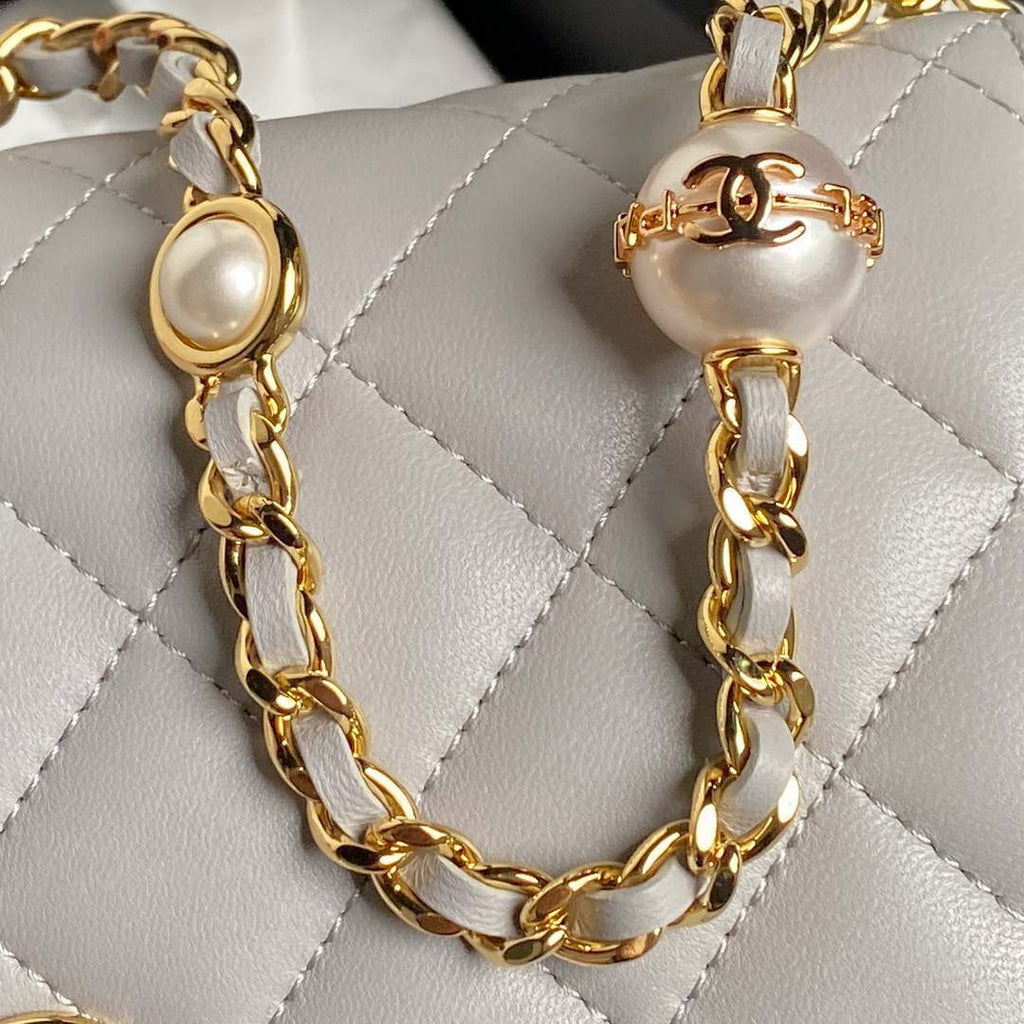 Chanel AP4282 19 Wallet On Chain Shiny Lambskin  Imitation Pearls & Gold-Tone Metal Gray