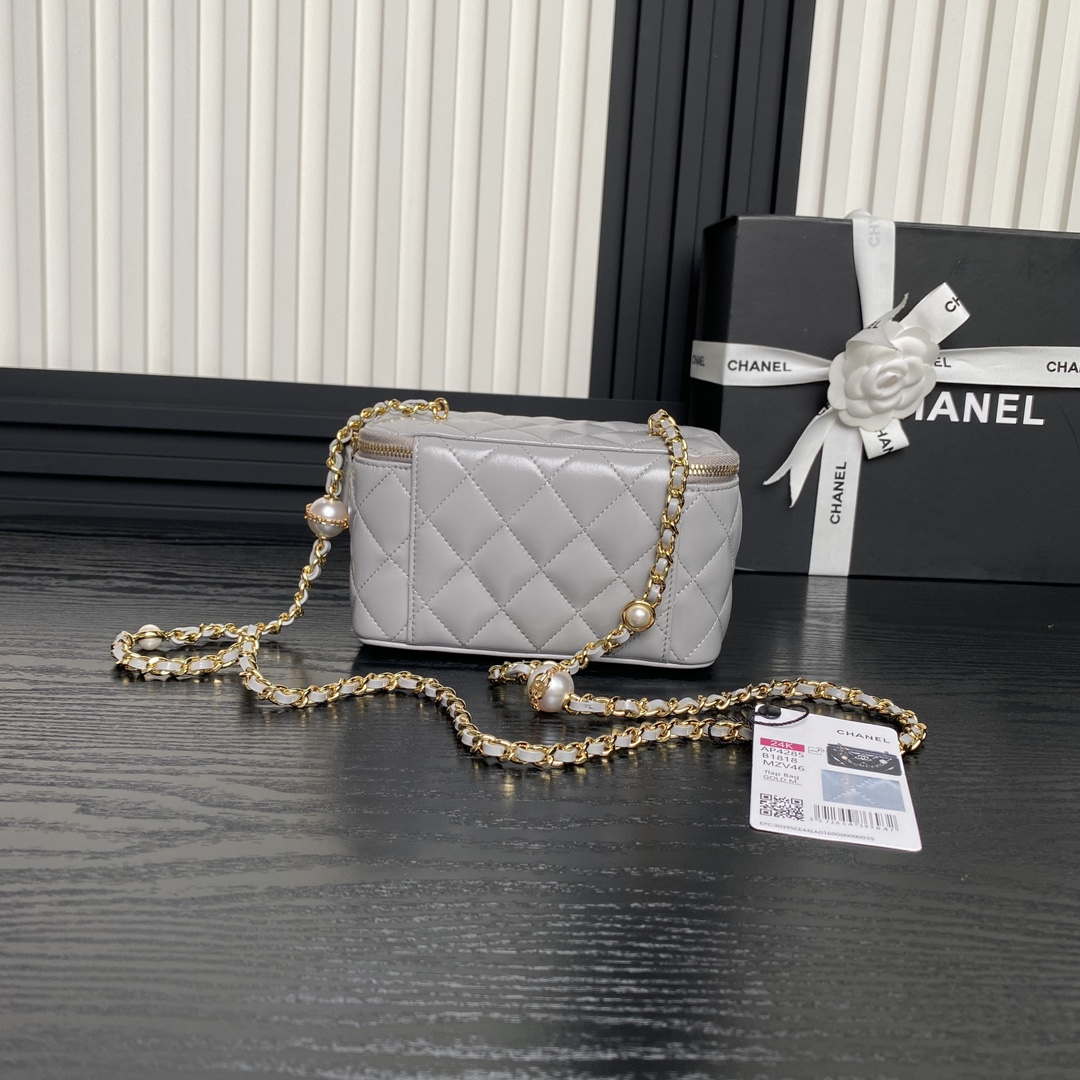 Chanel AP4285 Clutch Pearl with Chain Vanity Box bag Gray - Default Title - View 2
