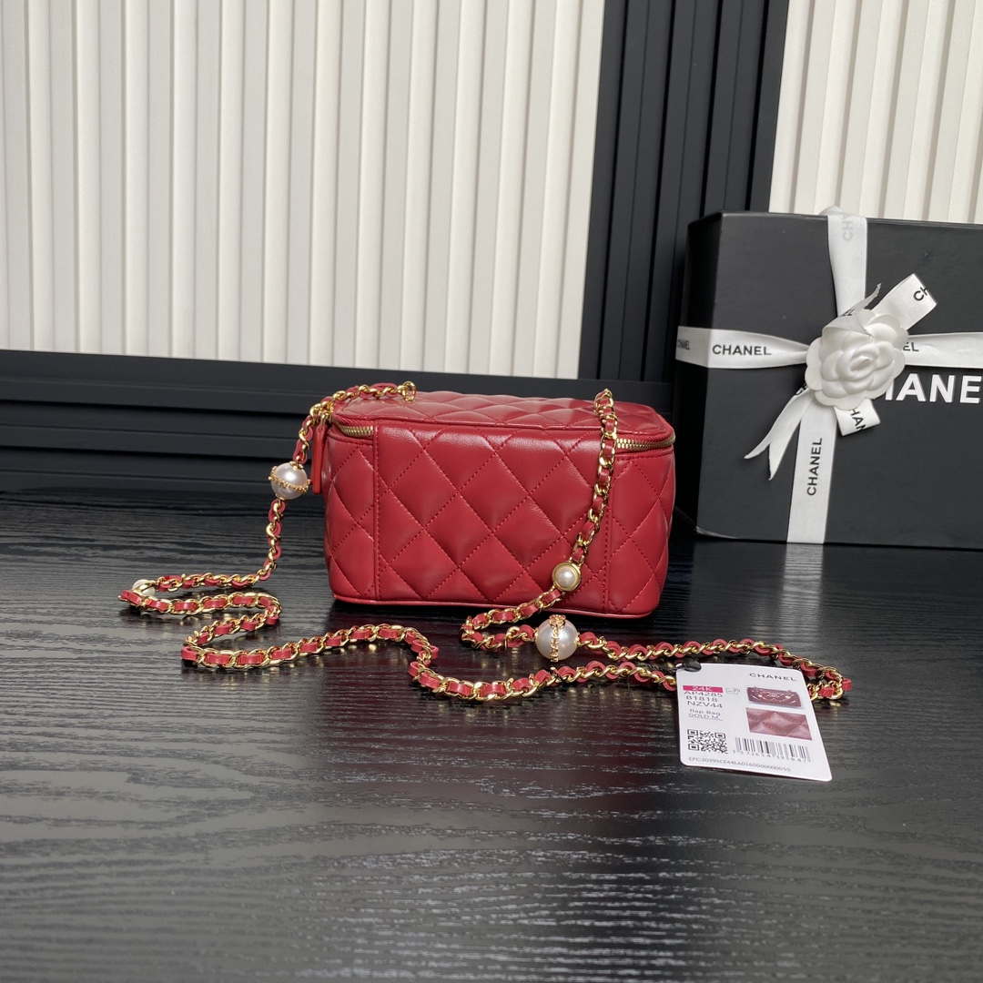 Chanel AP4285 Clutch Pearl with Chain Vanity Box bag Red