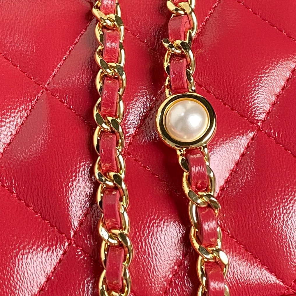 Chanel AP4285 Clutch Pearl with Chain Vanity Box bag Red - Default Title - View 5