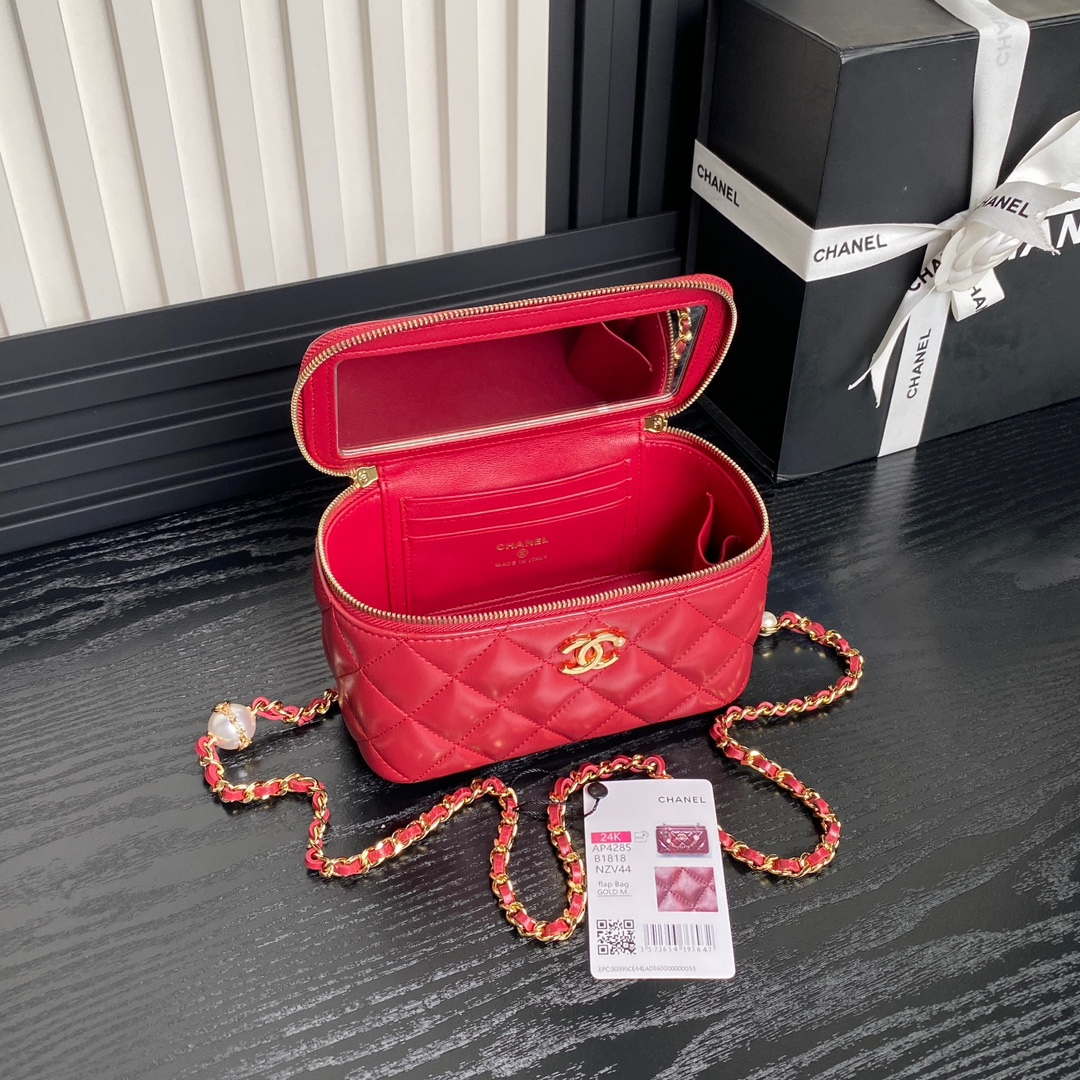 Chanel AP4285 Clutch Pearl with Chain Vanity Box bag Red