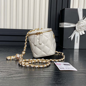 Chanel AP4285 Clutch Pearl with Chain Vanity Box bag White - Default Title - View 5