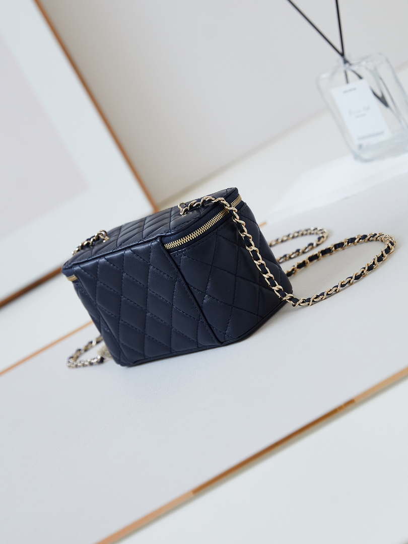 Chanel AP4301 Clutch Embossed Rhinestone with Chain Vanity Box bag Dark Blue - Default Title - View 3