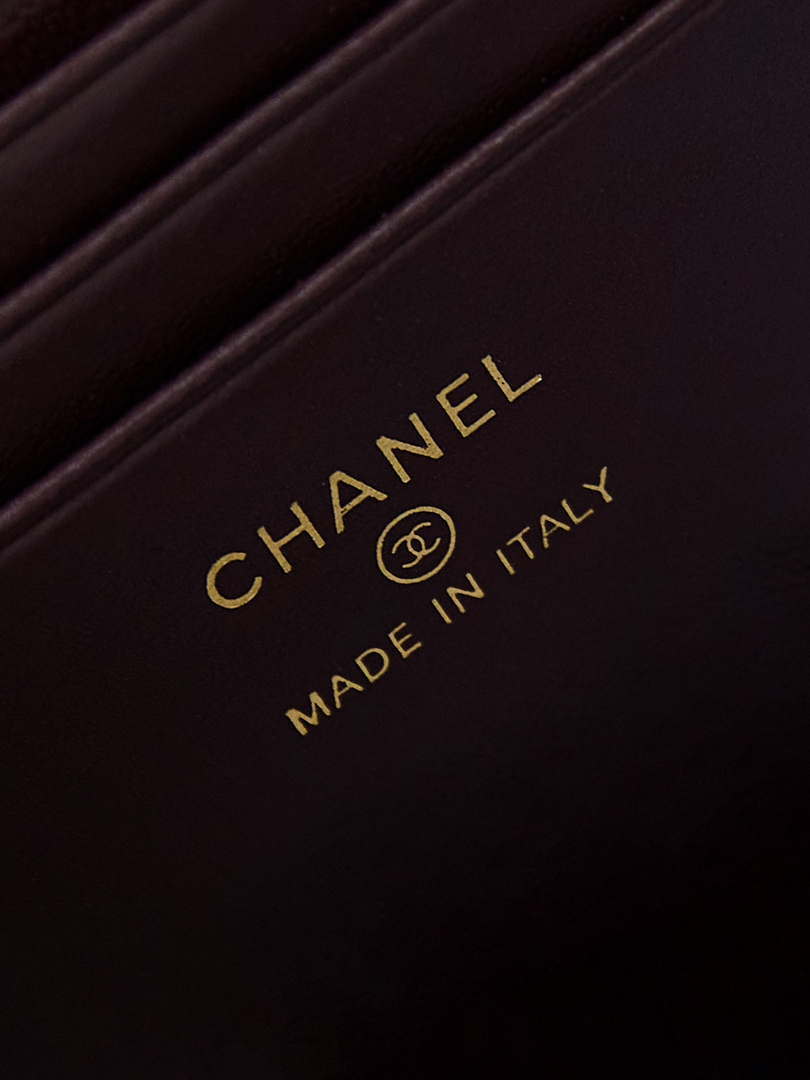 Chanel AP4301 Clutch Embossed Rhinestone with Chain Vanity Box bag Dark Red - Default Title - View 9