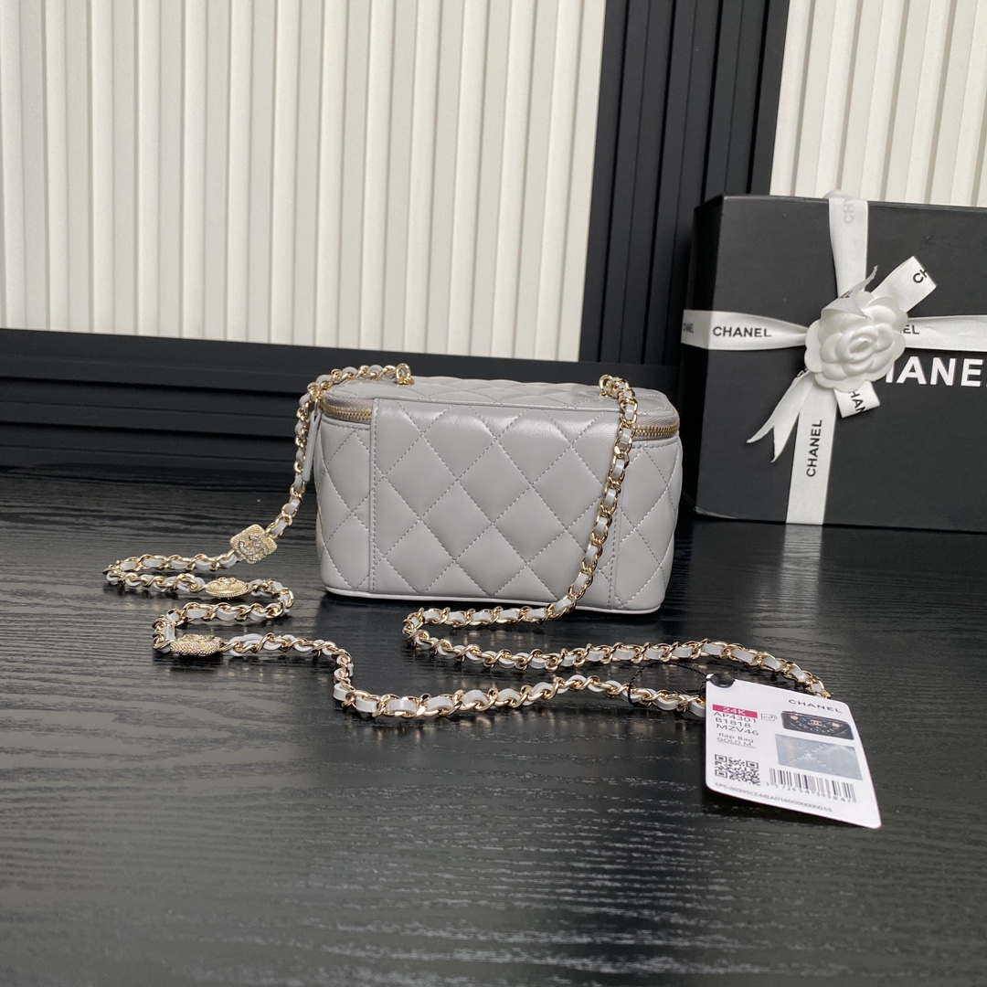 Chanel AP4301 Clutch Embossed Rhinestone with Chain Vanity Box bag Gray - Default Title - View 2