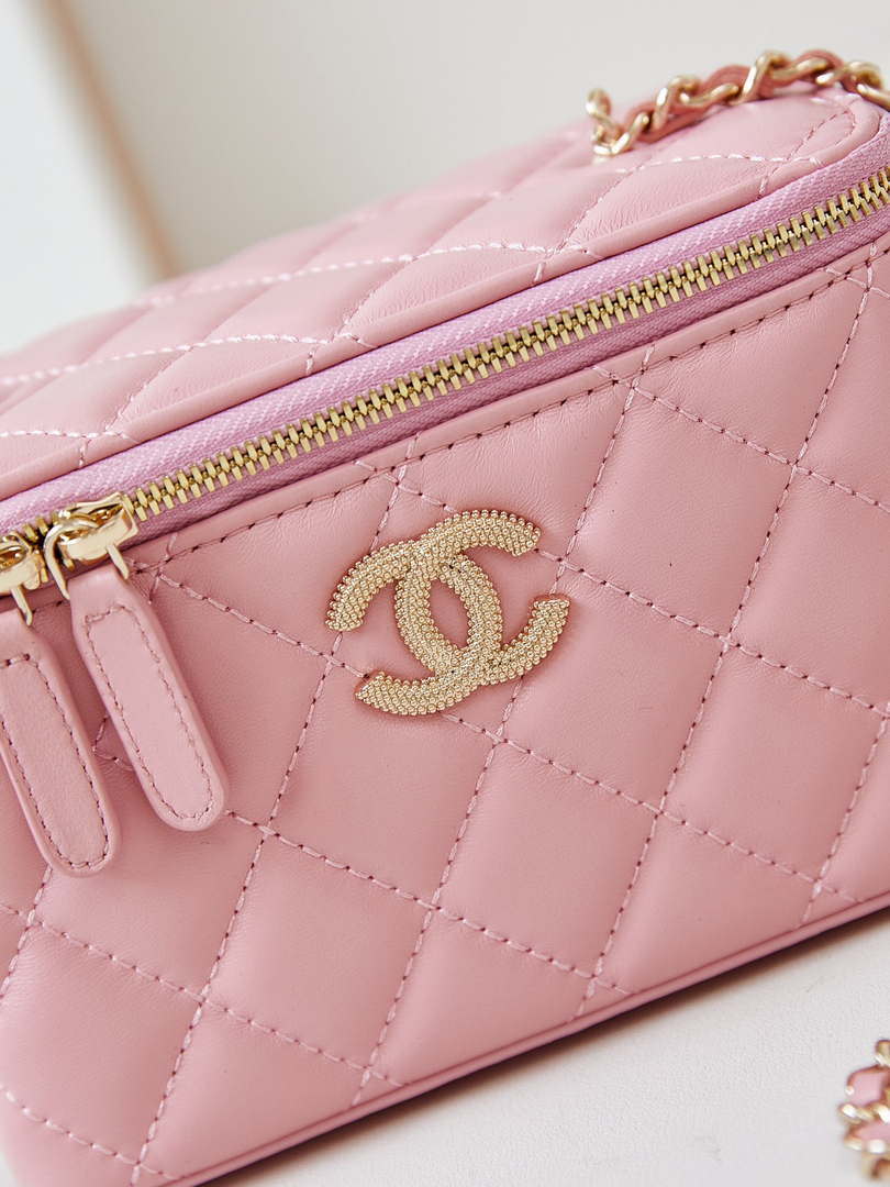 Chanel AP4301 Clutch Embossed Rhinestone with Chain Vanity Box bag Light Pink