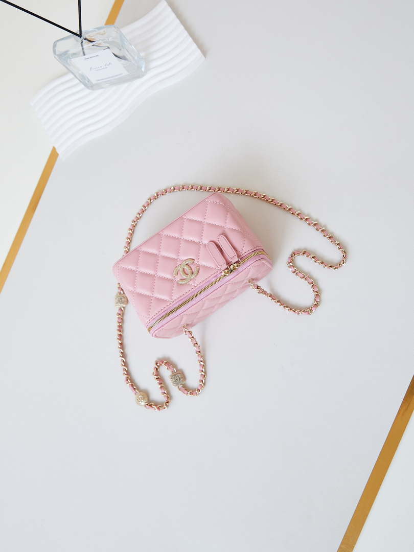 Chanel AP4301 Clutch Embossed Rhinestone with Chain Vanity Box bag Light Pink