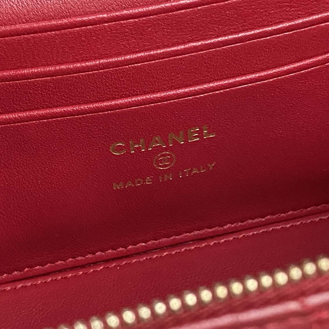 Chanel AP4301 Clutch Embossed Rhinestone with Chain Vanity Box bag Red - Default Title - View 9