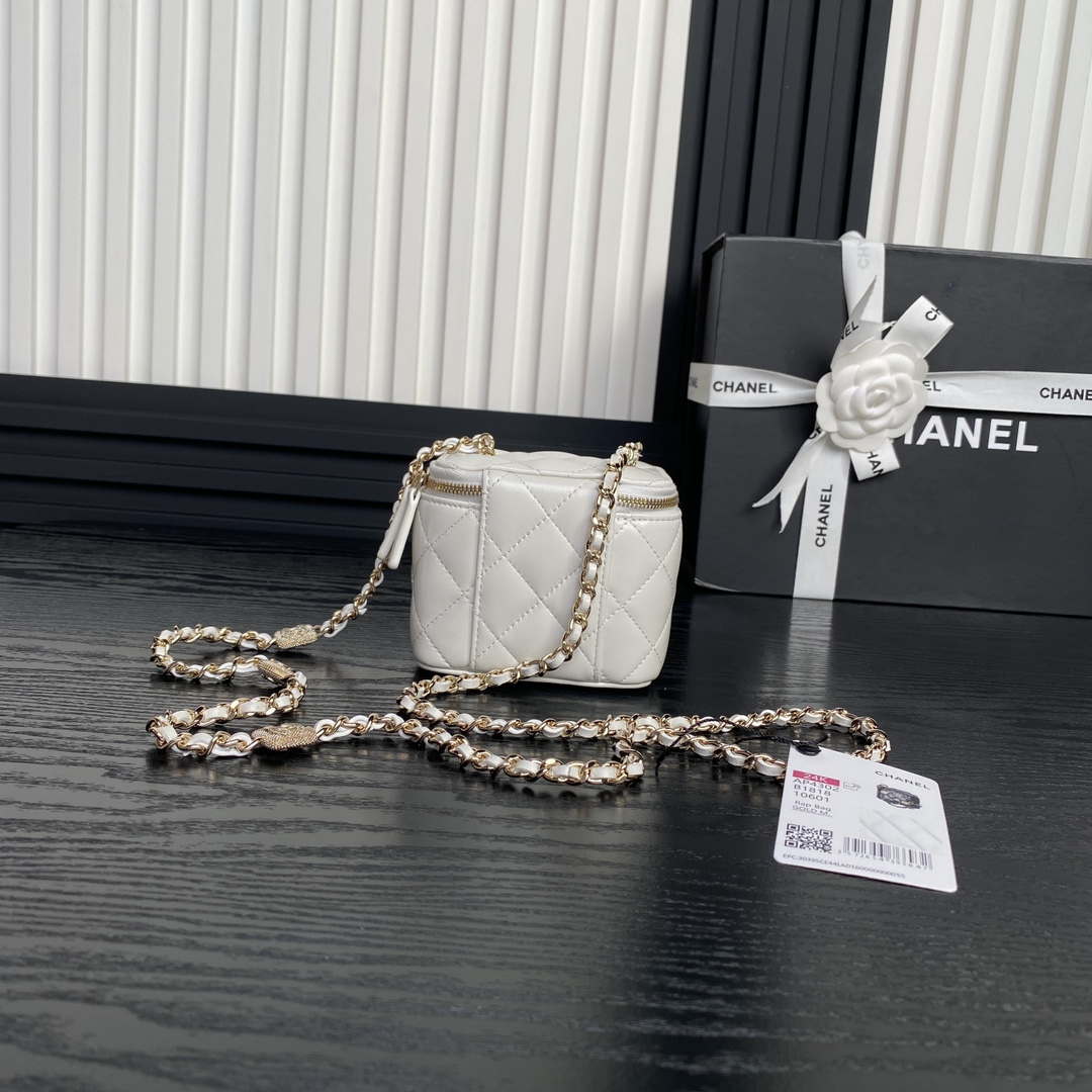 Chanel AP4302 Mini Clutch Embossed Rhinestone with Chain Vanity Box bag White