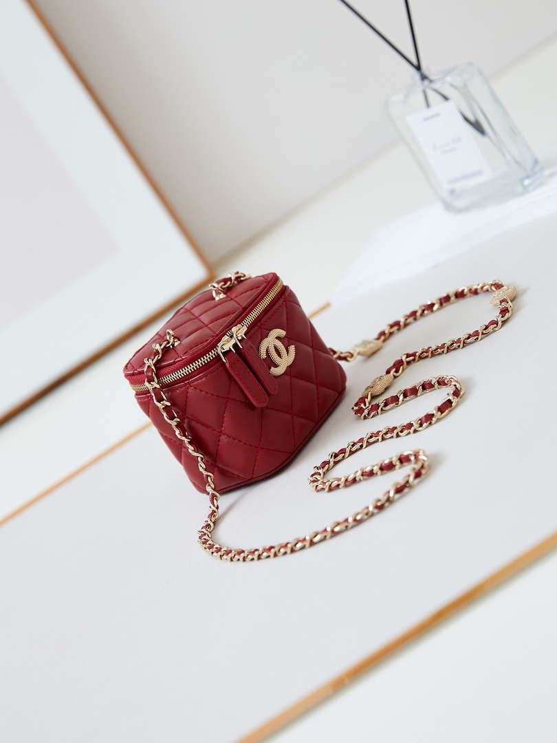 Chanel AP4302 Mini Clutch Embossed Rhinestone with Chain Vanity Box bag Red