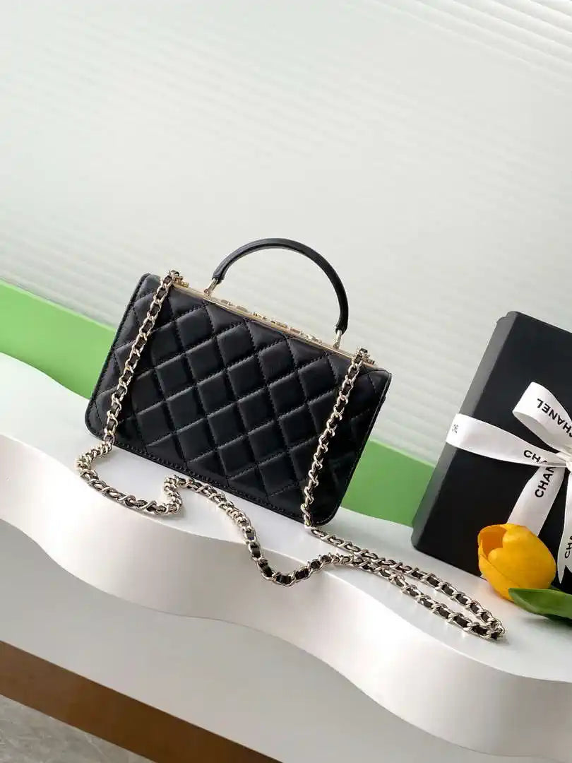 Chanel AP4323 Wallet On Chain Lambskin Diamant¨¦ Gold Black