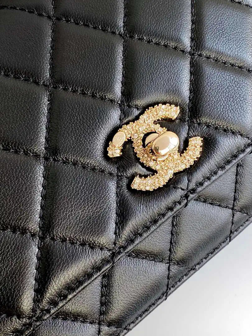 Chanel AP4323 Wallet On Chain Lambskin Diamant¨¦ Gold Black