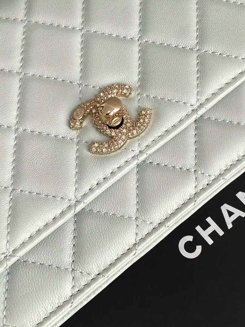 Chanel AP4323 Wallet On Chain Lambskin Diamant¨¦ Gold Light Blue