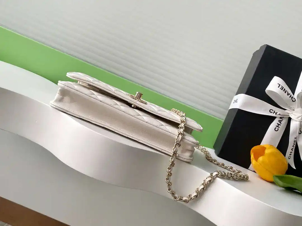 Chanel AP4323 Wallet On Chain Lambskin Diamant¨¦ Gold White
